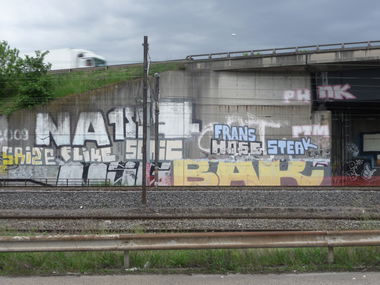 Graffiti Bombing - Photo by strasbourgraffiti