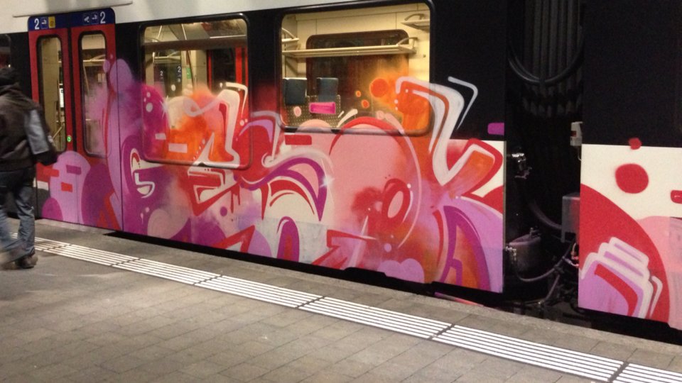 Graffiti Train in Basel - Photo by streetartbasel - gesok, basel, switzerland (2013)
