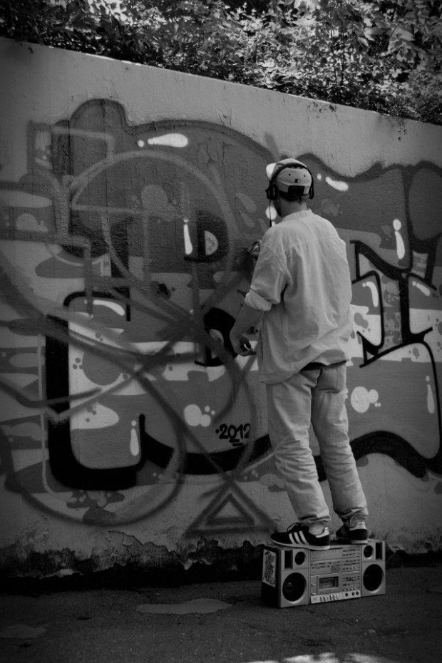 Graffiti Wall - Photo by streetfiles