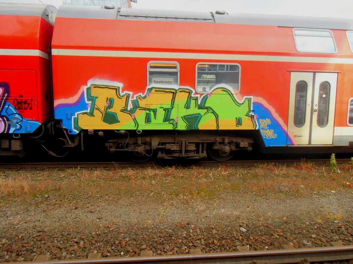 Graffiti Train - Photo by streetfiles - Bako, Rtl