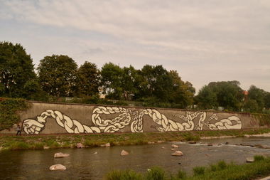 Graffiti Bombing - Photo by streetfiles - snk