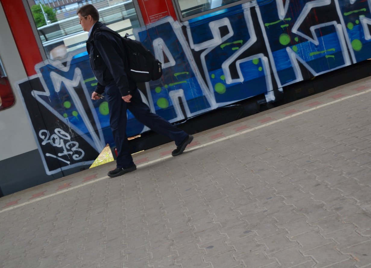 Graffiti Train in Freiburg - Photo by streetfiles - baske/asor