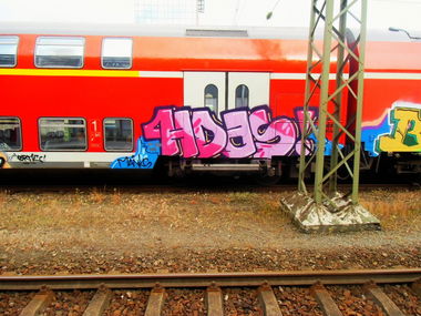 Graffiti Train - Photo by streetfiles - Hdas