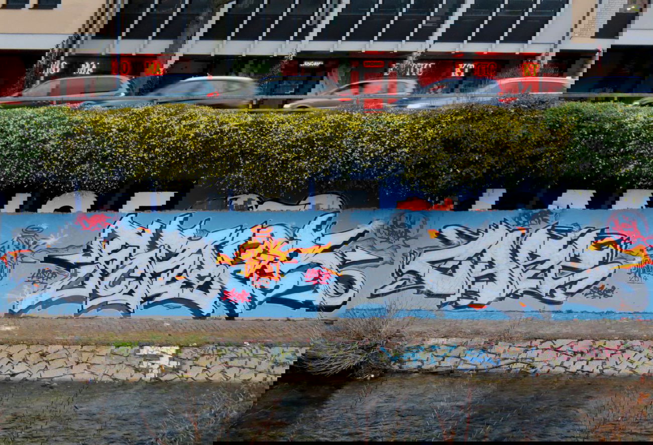 Graffiti Wall - Photo by streetfiles - Care, Former, snk