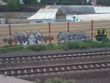 Graffiti Bombing - Photo by streetpsycho - Pems, TNS, Crue