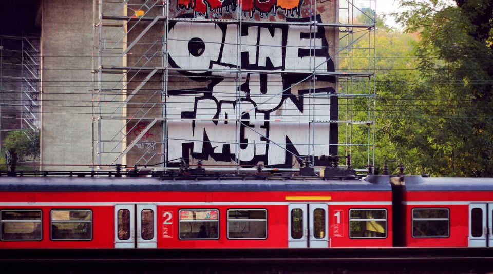 Graffiti Wall - Photo by streetview - Ohne, zu, fragen...