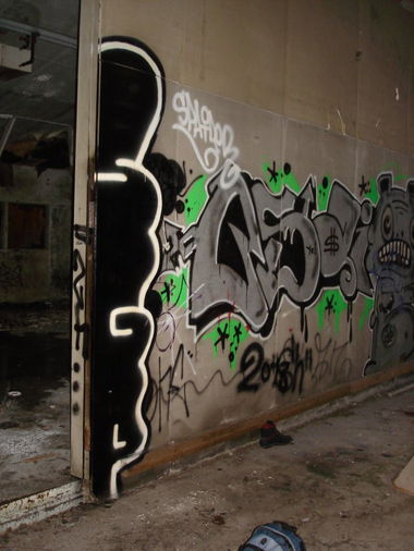 Graffiti Wall - Photo by streetwizard (2014)