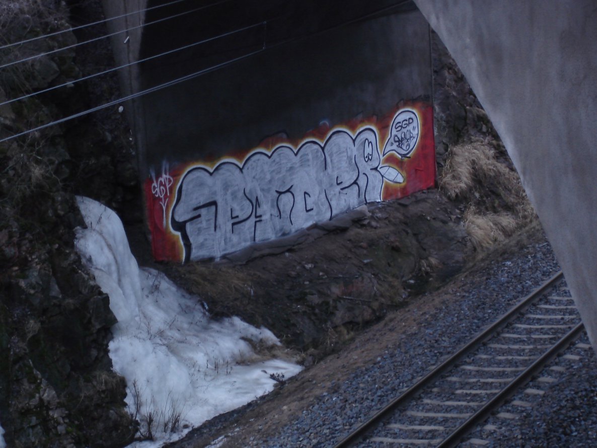 Graffiti Bombing - Photo by streetwizard (2014)