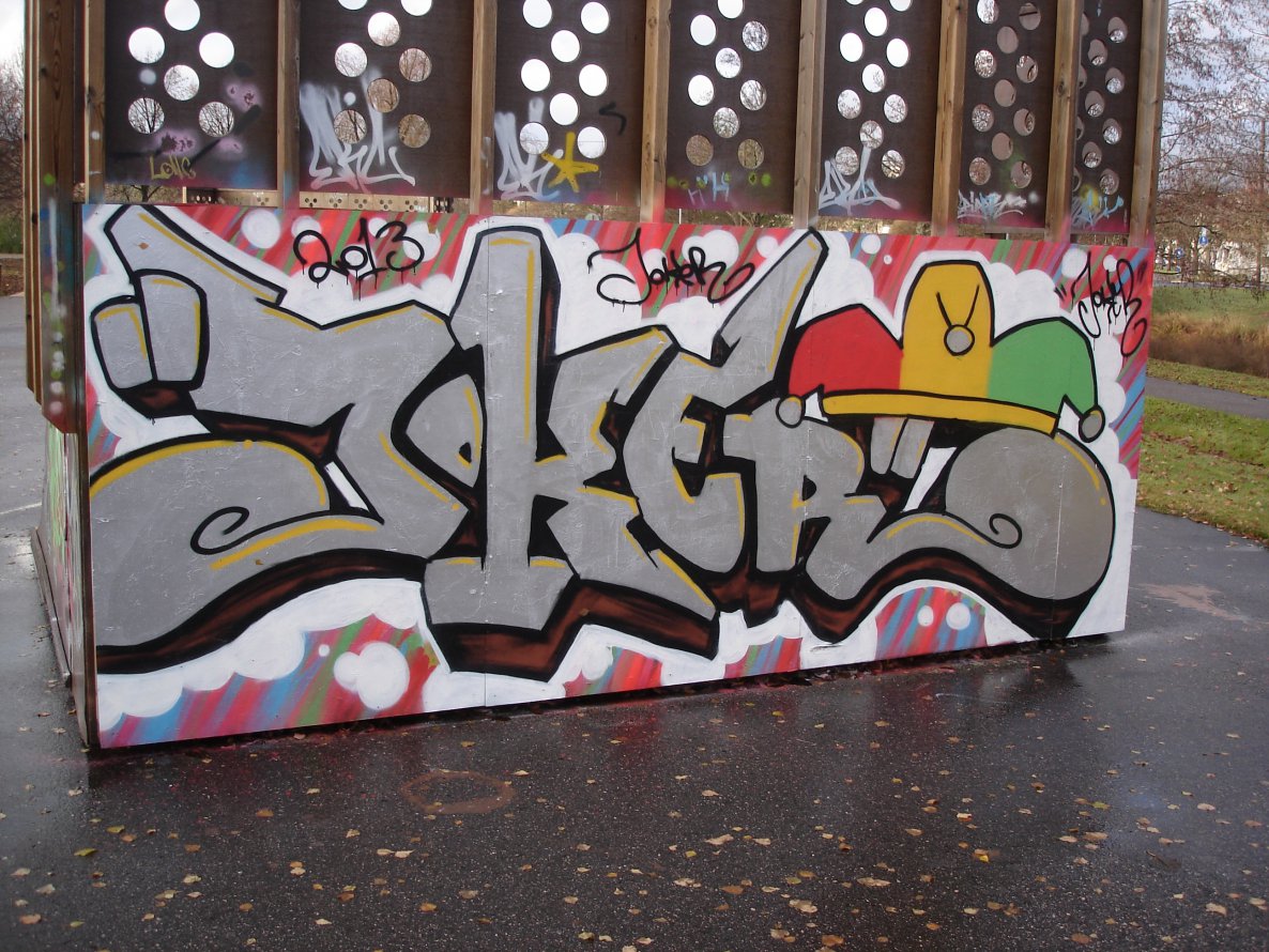 Graffiti Wall - Photo by streetwizard (2013)