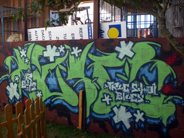 Graffiti Wall in Sankt Ingbert - Photo by stummerzeuge - izig (2010)