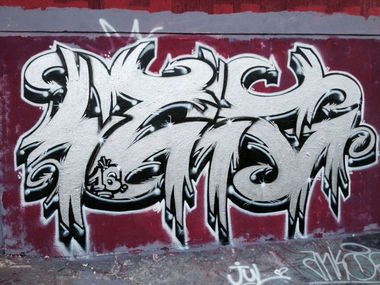 Graffiti Wall in Saarbrücken - Photo by stummerzeuge - izig (2014)