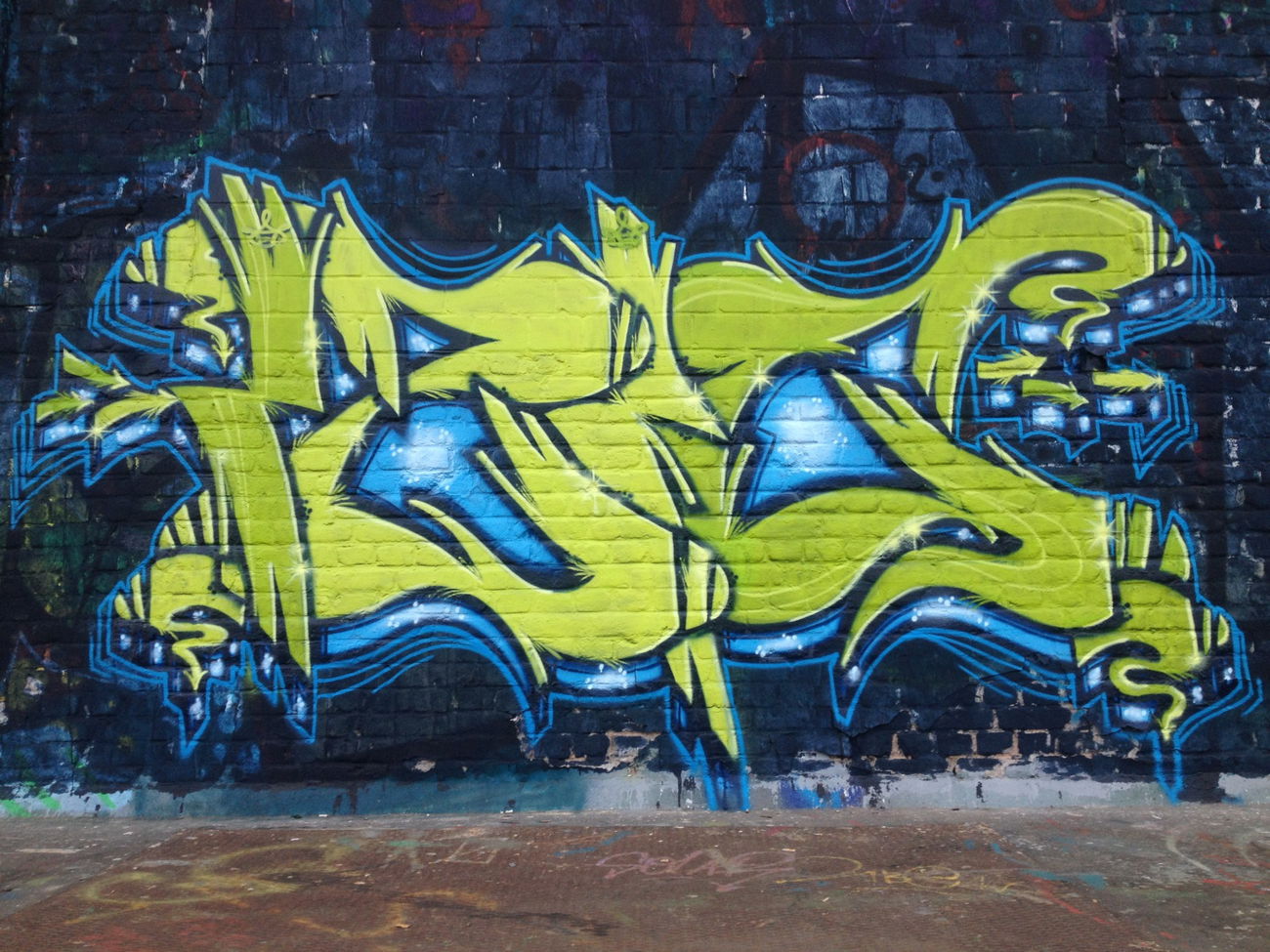 Graffiti Wall in Saarbrücken - Photo by stummerzeuge (2015)