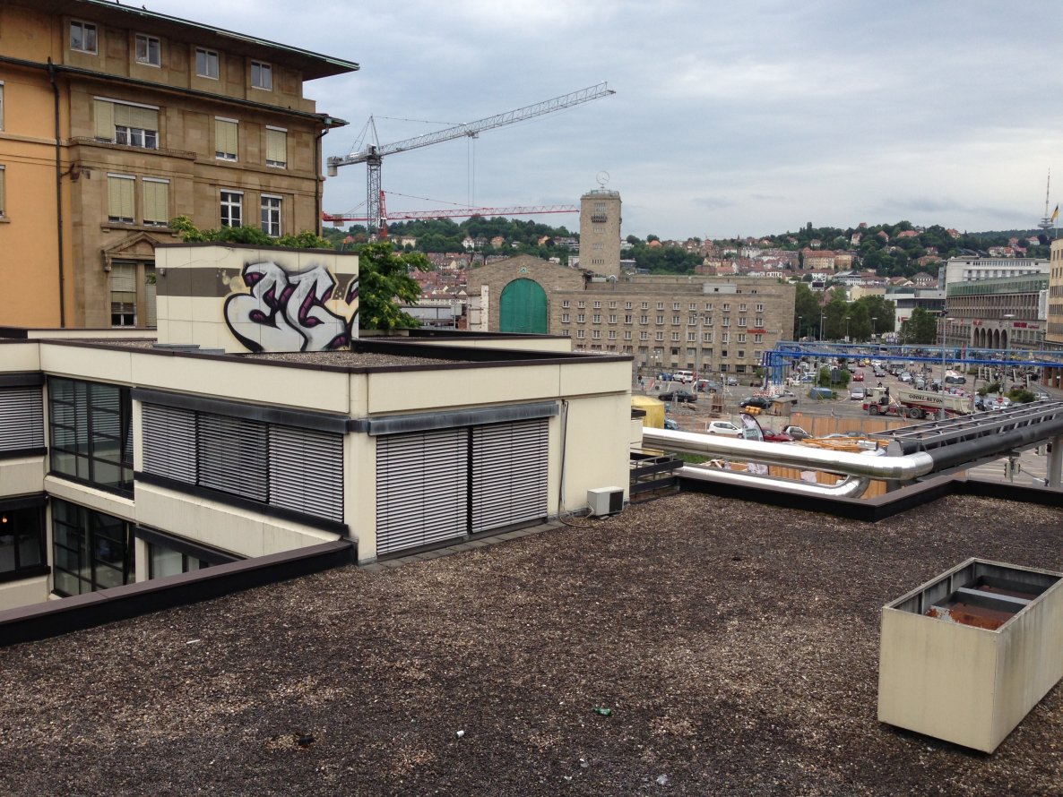 Graffiti Bombing in Stuttgart - Photo by stuttgart0711 - Ego, Crew, stuttgart (2009)