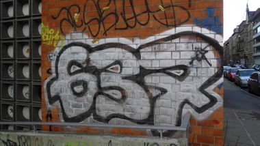 Graffiti Bombing in Stuttgart - Photo by stuttgart0711 - 637, crew, stuttgart (200?)