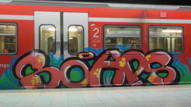 Graffiti Train in Stuttgart - Photo by stuttgart0711 - soaps, sbahn, stuttgart (2012)