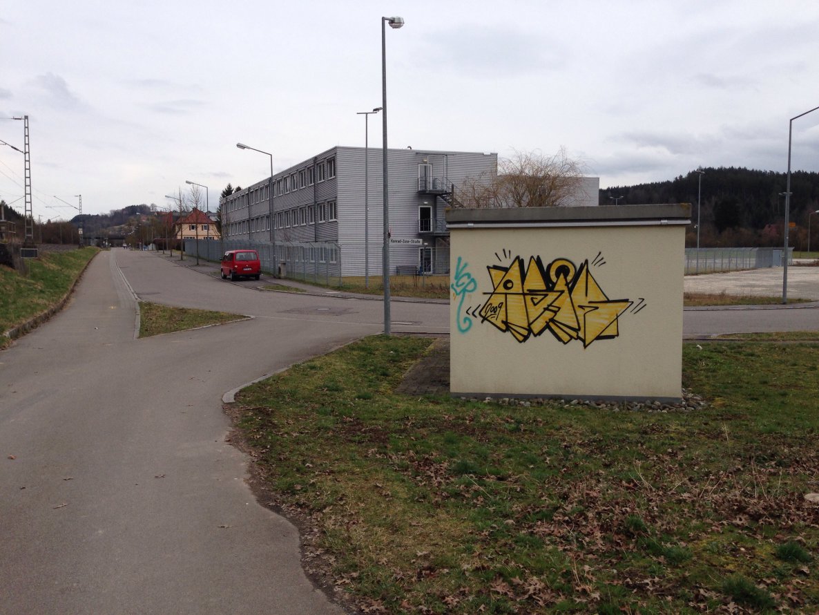 Graffiti Bombing in Schwäbisch Gmünd - Photo by stuttgart0711 - Asik, Walls, vcr (2009)