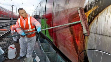 Graffiti Artwork in Leipzig - Photo by stuttgart0711 - citytunnel, leipzig, buffer (2013)