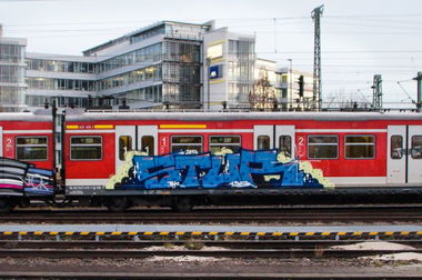 Graffiti Train in Stuttgart - Photo by stuttgart0711 - stur, sbahn, stuttgart (2014)