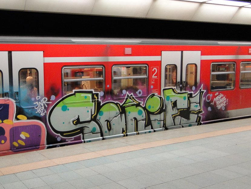 Graffiti Train in Stuttgart - Photo by stuttgart0711 - sonie, sbahn, jnr (2014)