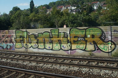 Graffiti Wall in Stuttgart - Photo by stuttgart0711 - funker, funk, trainline (2008)