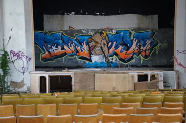 Graffiti Wall - Photo by stuttgart0711 - funky, abandonedarea, theater (2014)