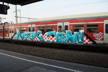 Graffiti Train - Photo by stuttgart0711 - nick, jean, justiz (2014)
