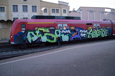 Graffiti Train - Photo by stuttgart0711 - deor, lader, regionalbahn (2014)