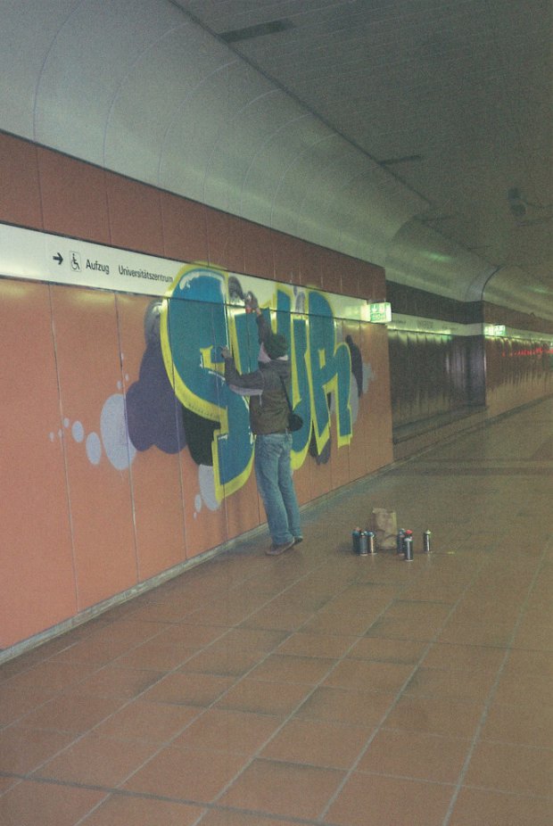 Graffiti Wall - Photo by stuttgart0711 - stur, action, trainstation (2009)