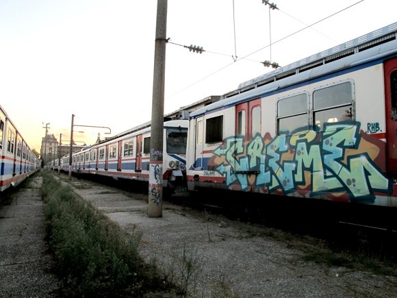 Graffiti Train - Photo by stuttgart0711 - creme, rhb, ak47 (2012)