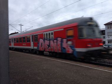 Graffiti Train - Photo by stuttgart0711 - denk, graffiti, regionalbahn (2015)