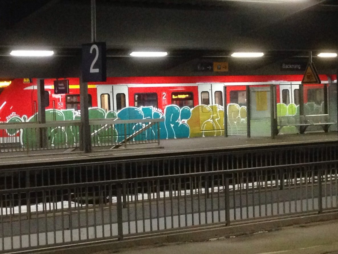 Graffiti Train - Photo by stuttgart0711 - stur, sbahn, stuttgart (2015)