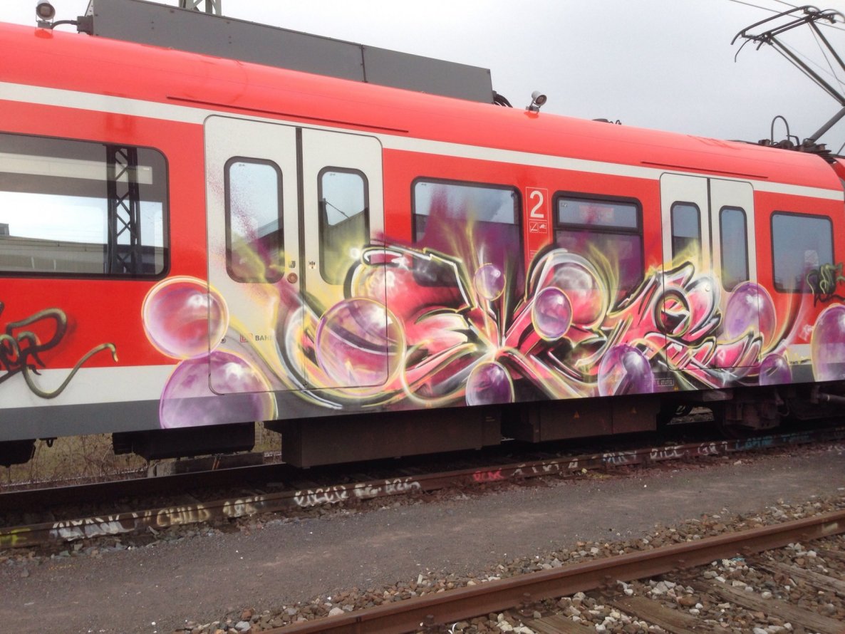 Graffiti Train - Photo by stuttgart0711 - ekser, x, stuttgart (2015)