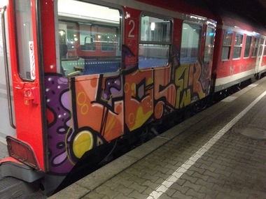 Graffiti Train - Photo by stuttgart0711 - loser, regionalbahn, stuttgart (2015)