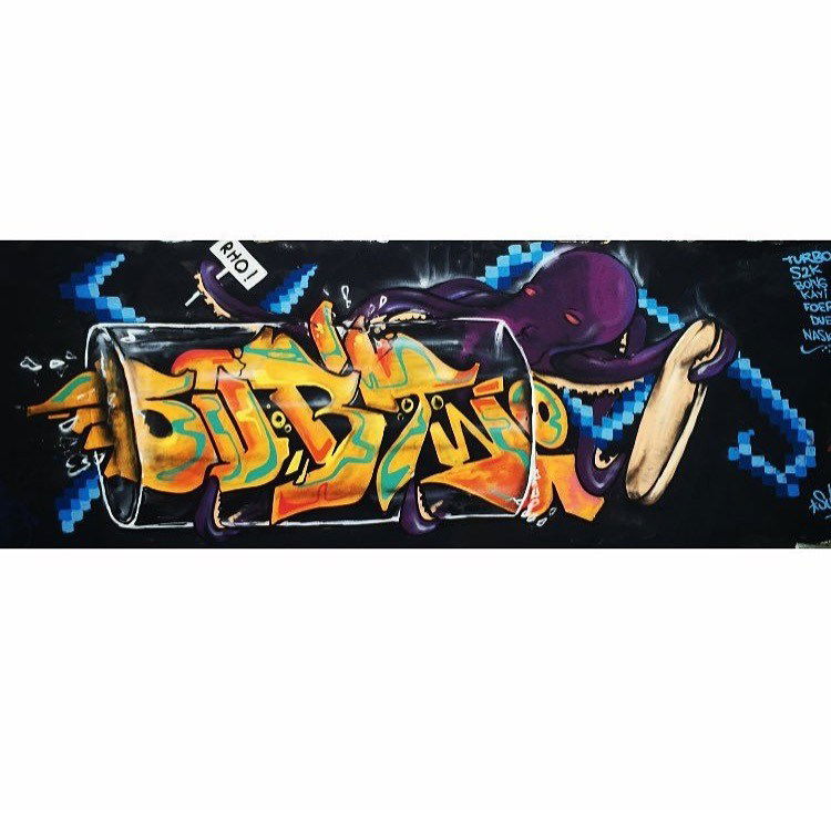 Graffiti Wall - Photo by subtwo