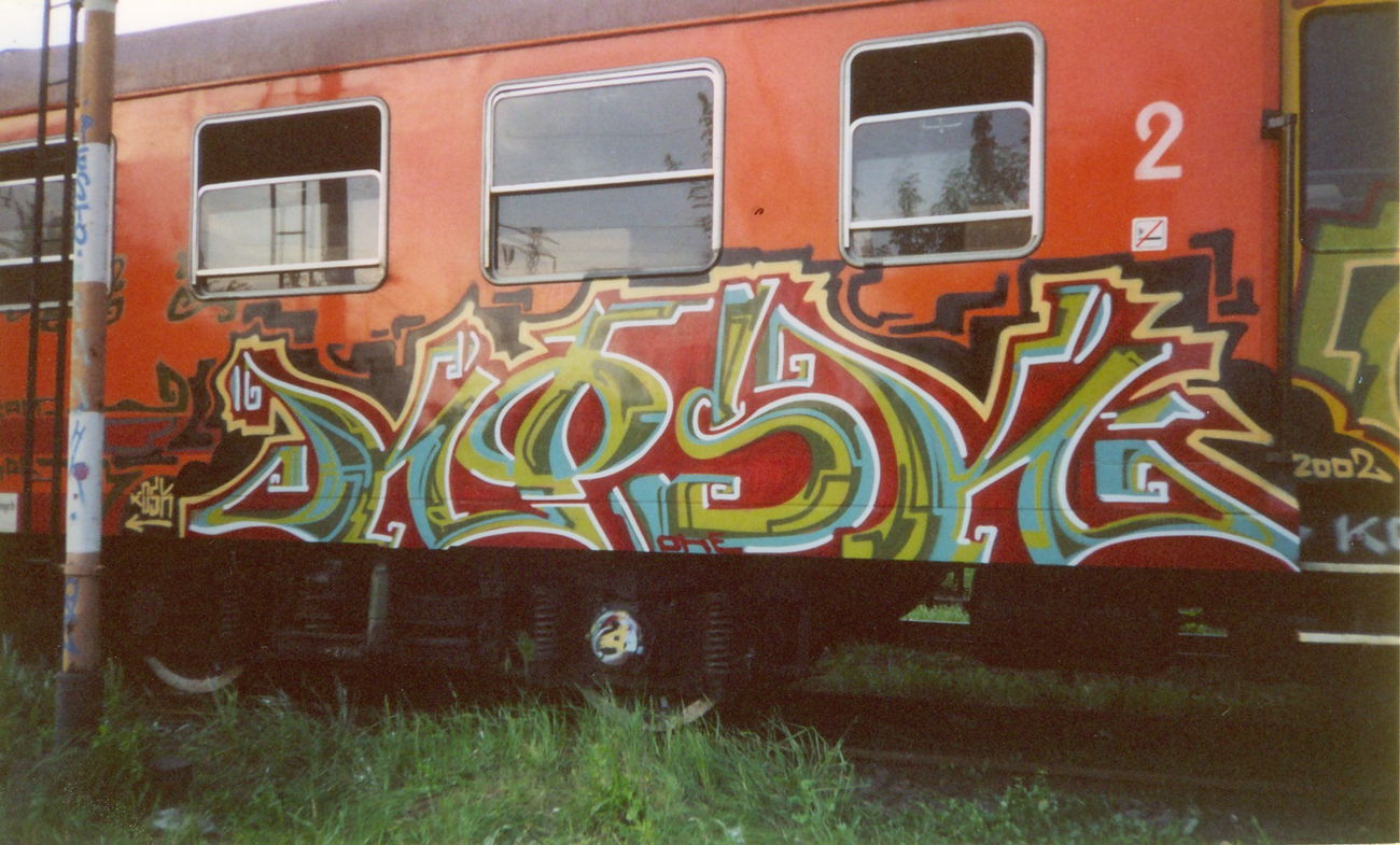 Graffiti Train in Poland - Photo by suburban - KOSK, MADONER, IRE (2002)