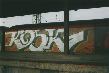 Graffiti Train - Photo by suburban - KOSK, ARTA, SARCK (1998)