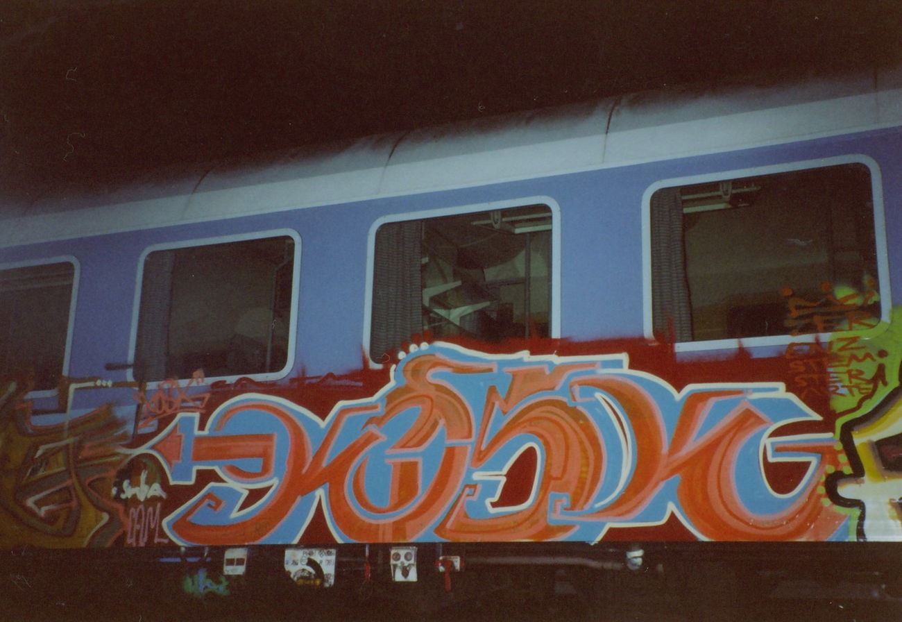 Graffiti Train - Photo by suburban - KOSK, ARTA, FREAK (1996)