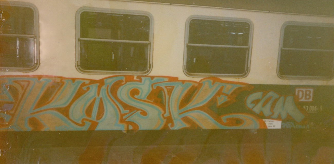 Graffiti Train - Photo by suburban - KOSK, SMBA, CAM (1996)