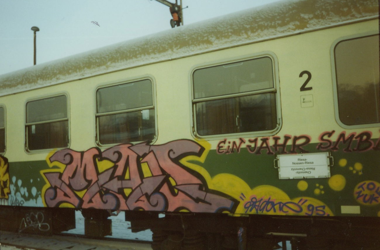 Graffiti Wall - Photo by suburban - MADone, SMBA (1995)
