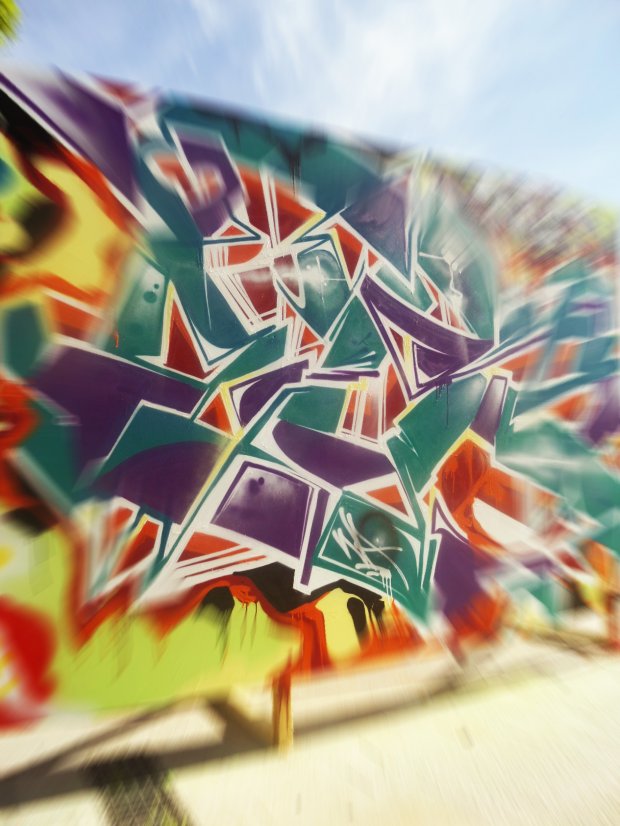 Graffiti Wall - Photo by suras_dscrime - suras, dscrimes, pure (2013)