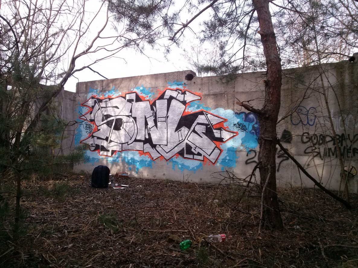 Graffiti Wall - Photo by t0ne