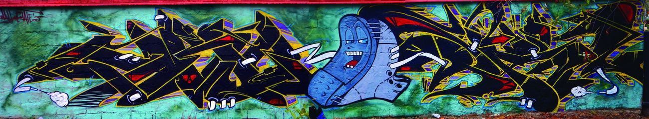 Graffiti Wall - Photo by tabor1