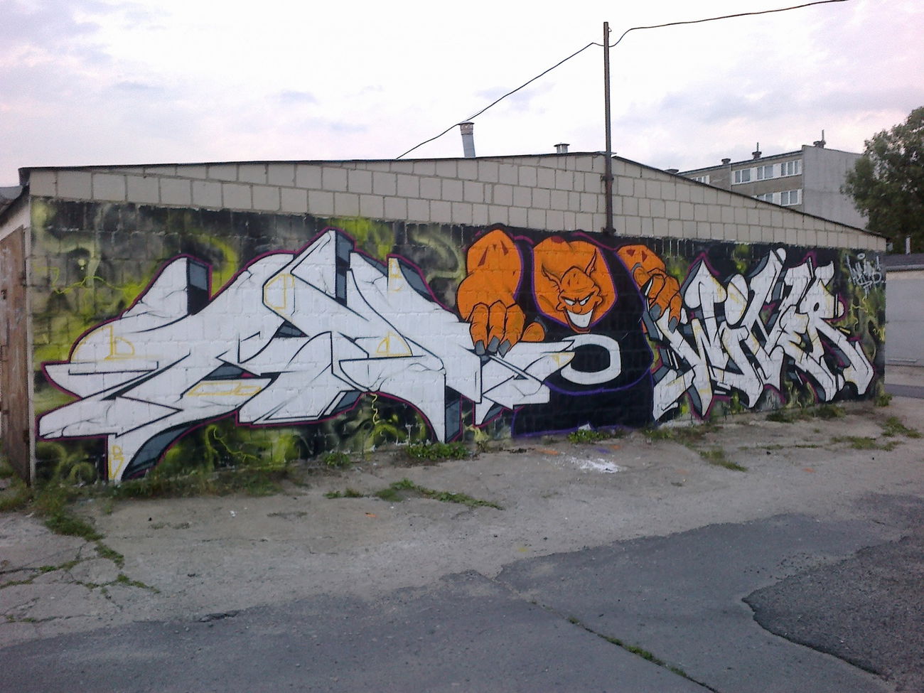 Graffiti Wall - Photo by tabor1 (2012)