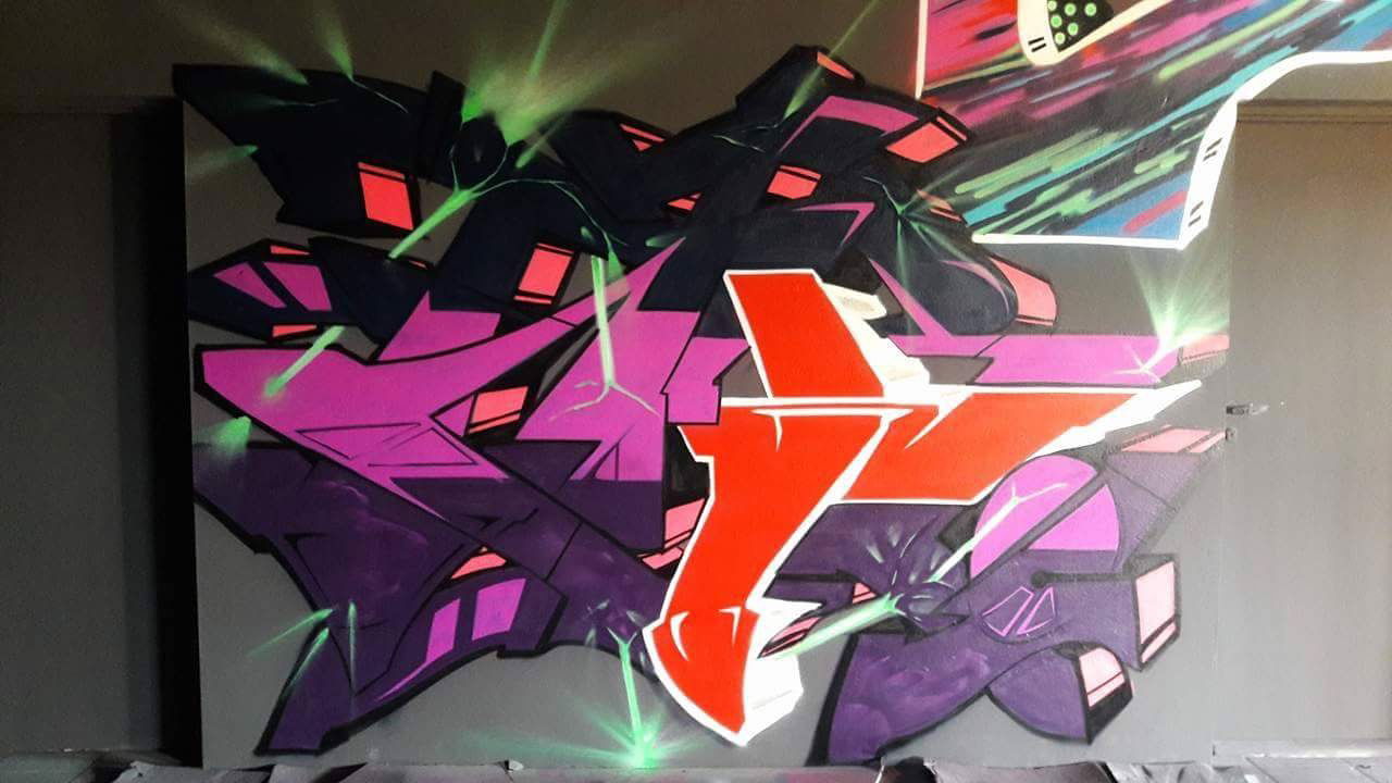 Graffiti Wall - Photo by tabor1