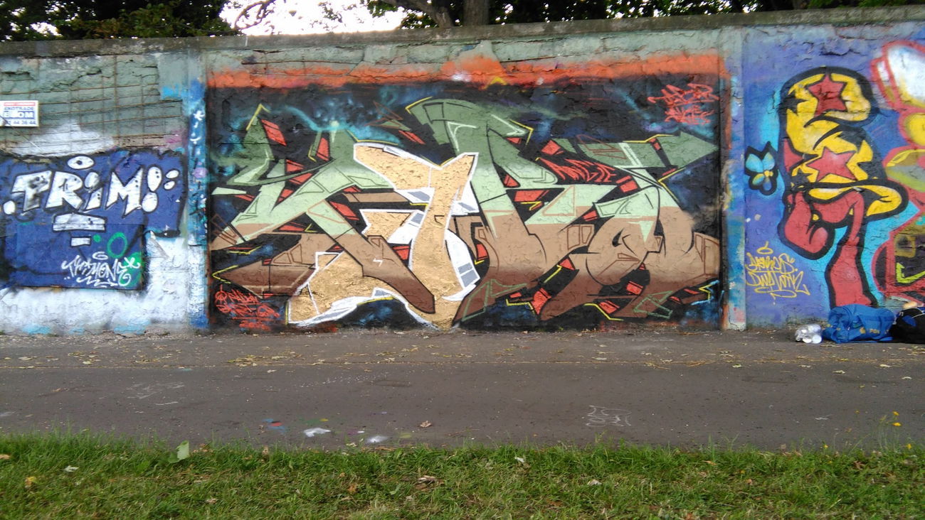 Graffiti Wall in Warsaw - Photo by tabor1 (2016)