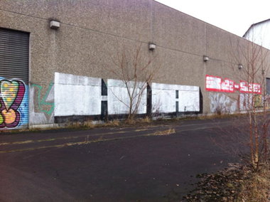 Graffiti Bombing - Photo by taggman143