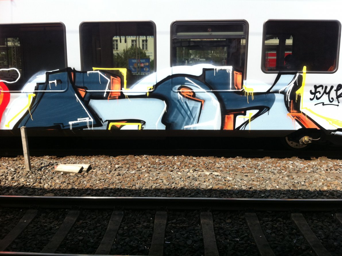 Graffiti Train - Photo by taggman143