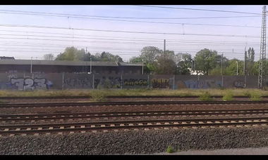 Graffiti Bombing - Photo by taggman143