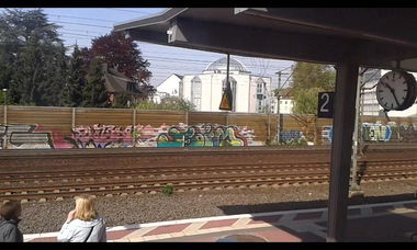 Graffiti Bombing - Photo by taggman143