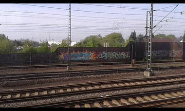 Graffiti Bombing - Photo by taggman143